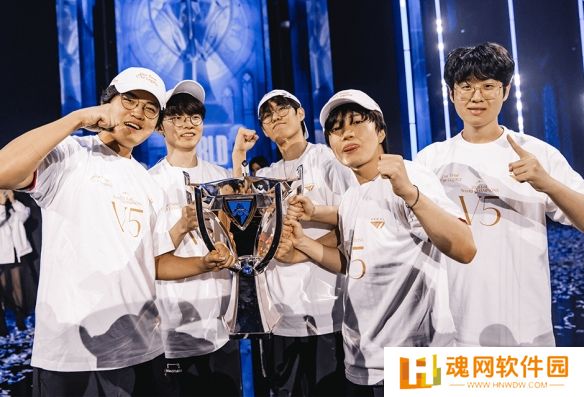 TGA24颁奖礼：《英雄联盟》斩获最佳电竞殊荣，Faker与T1共登巅峰！